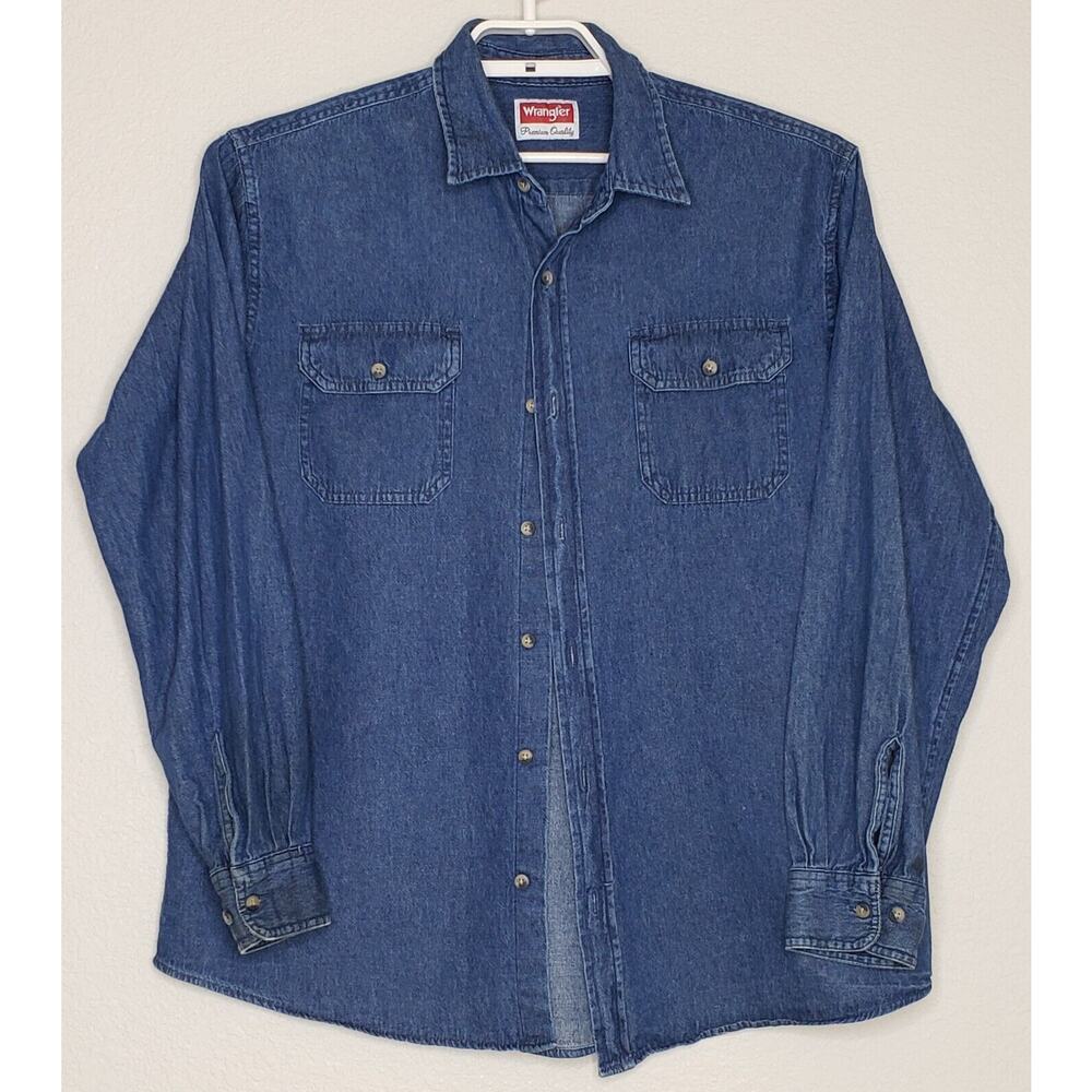 Wrangler Mens Shirt Large L/S Medium Wash Blue Denim Cotton Collared Button Down